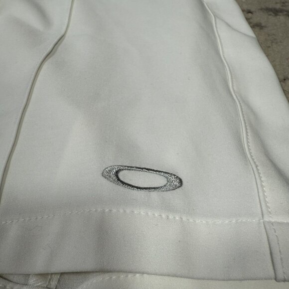 Oakley Sports Tennis Golf Shorts - Picture 3 of 5